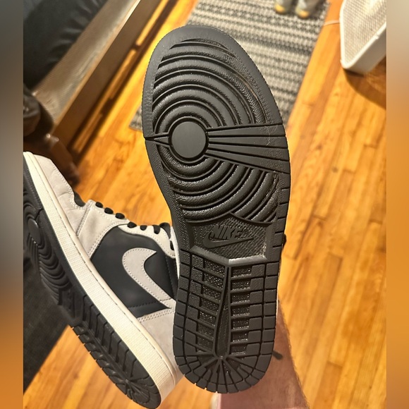 Jordan Retro 1 High Shadow 2.0 Grey/Black USED - Picture 6 of 8